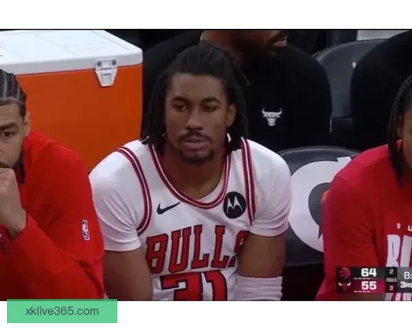 公牛主帅透露艾维训练中膝盖受伤 将于今日接受检查 公牛主帅透露艾维训练中膝盖受伤 将于今日接受检查