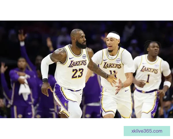 决胜25秒狂砍6分轻取湖人 386万詹金斯迎生涯最佳表现 比帅直言已见惯不惊