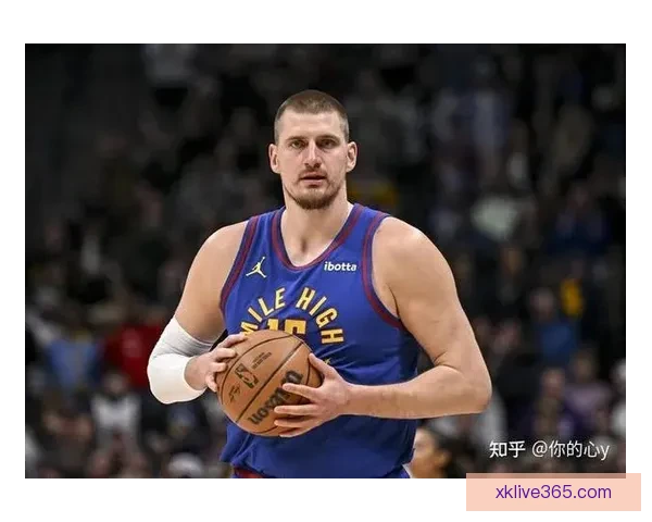 约基奇轻拍文班胸脯引热议双方回应再约对决约老师称其或改变篮球未来格局